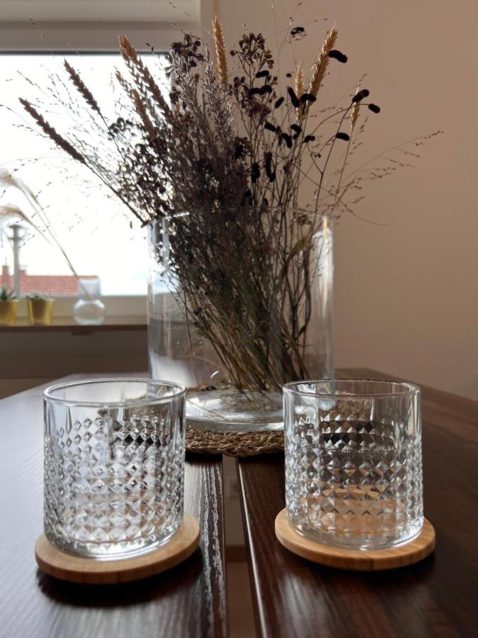 Lake & Mountains - Modern Living - 70Sqm Kressbronn am Bodensee Bagian luar foto